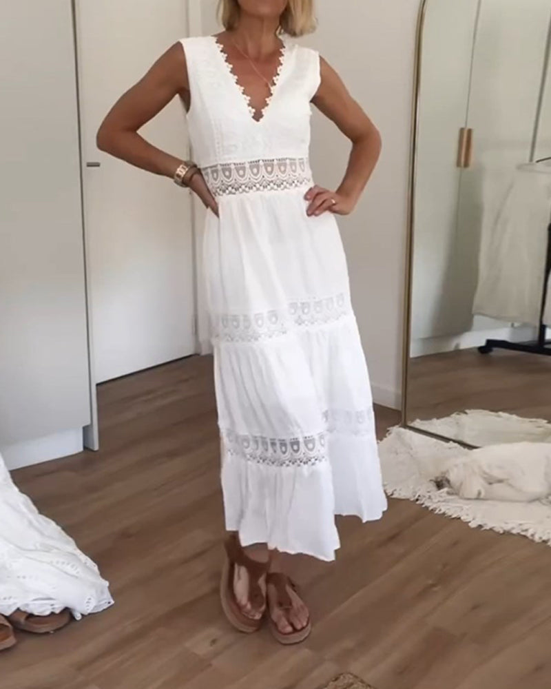 Emilia | Elegant Lace Dress with V-Neck