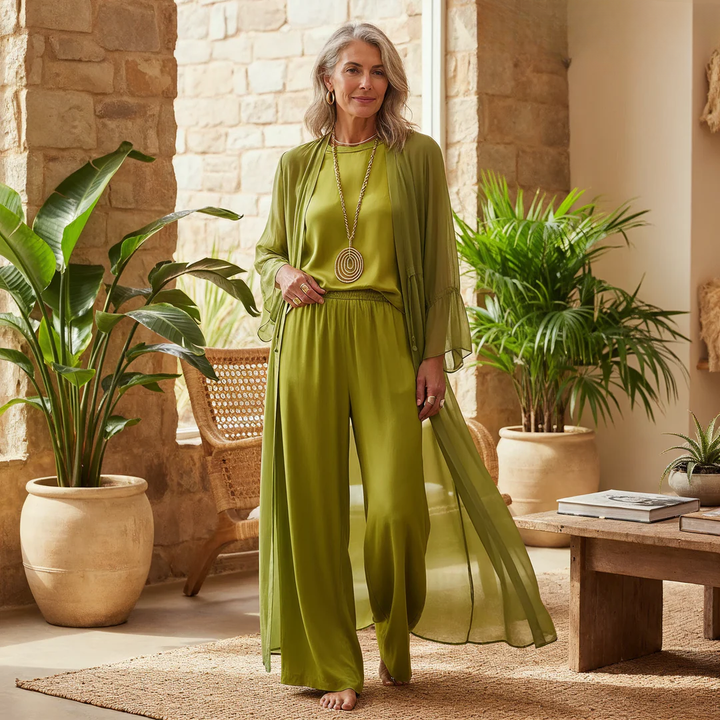 Laura | Elegant Comfortable Set